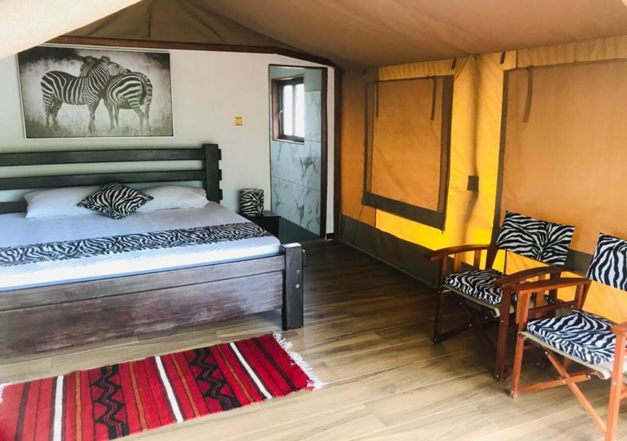 Oldonyo Orok Lodge Kajiado Zewnętrze zdjęcie