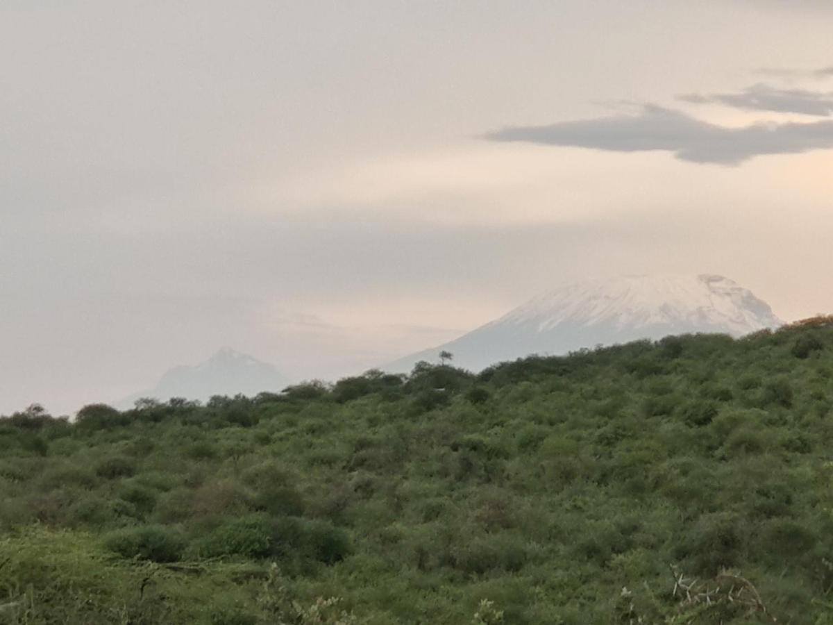 Oldonyo Orok Lodge Kajiado Zewnętrze zdjęcie